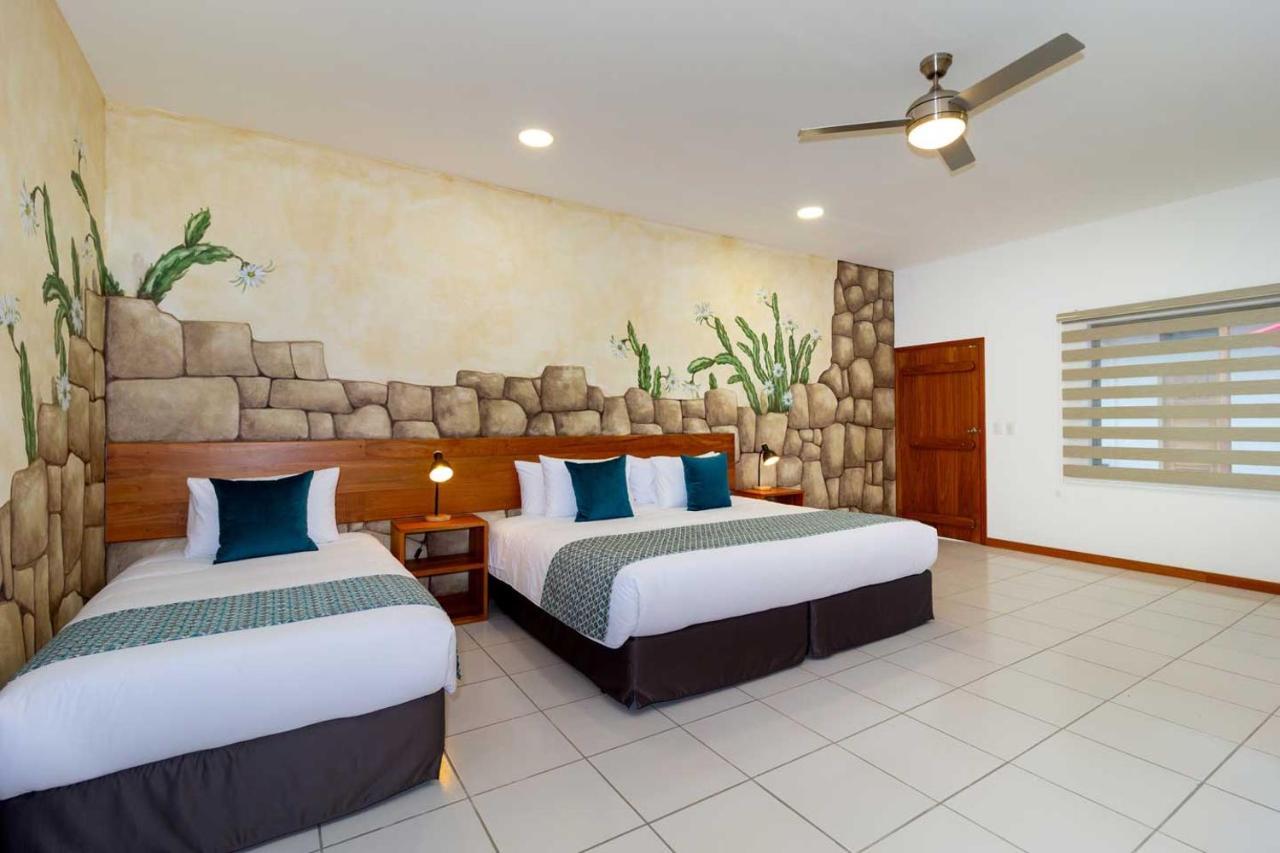 Plaza Luna Suites Puerto Ayora  Zewnętrze zdjęcie