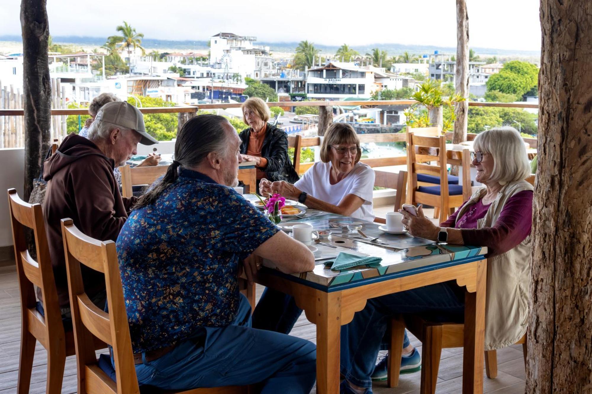 Plaza Luna Suites Puerto Ayora  Zewnętrze zdjęcie